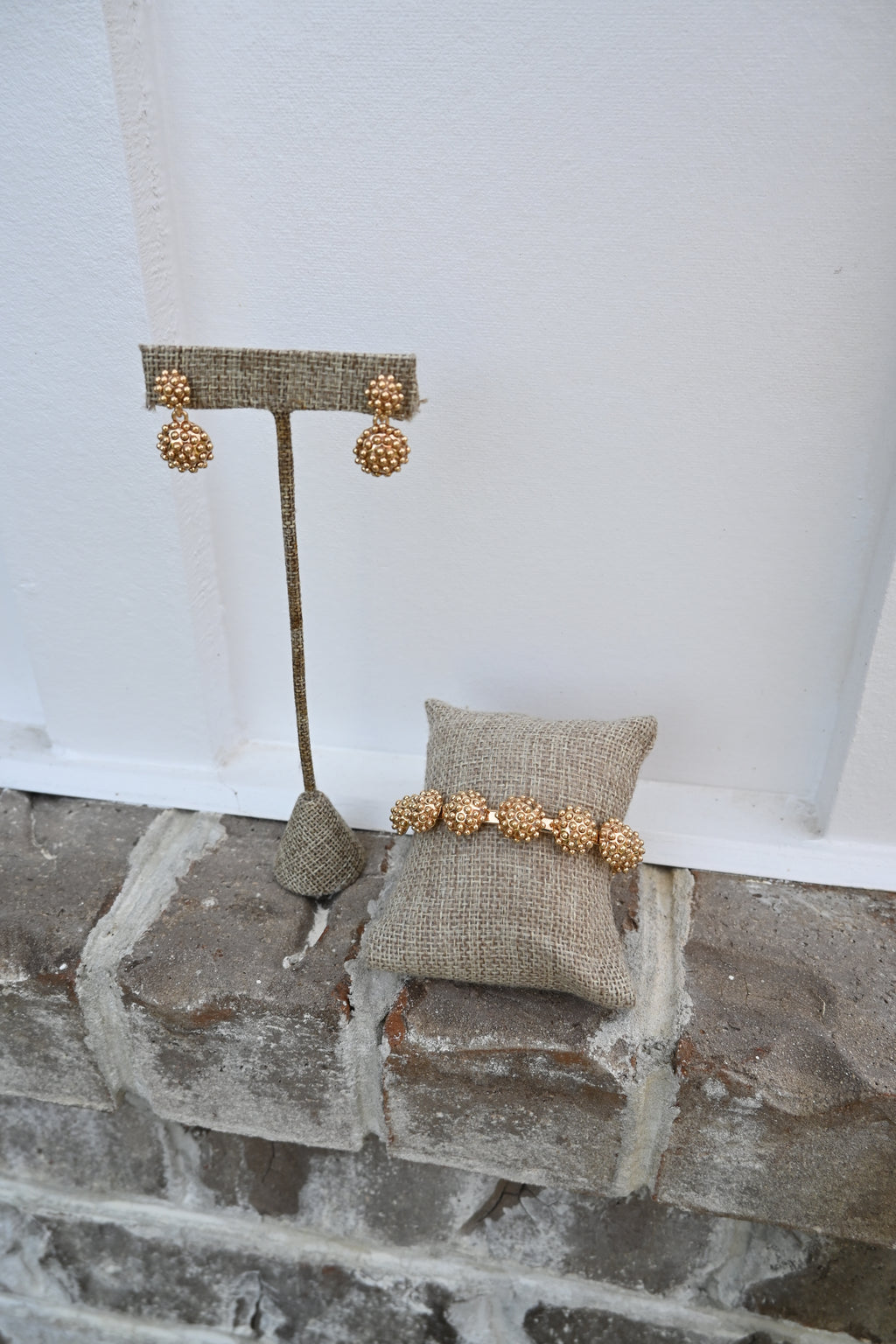 The Gold Cluster Bangle